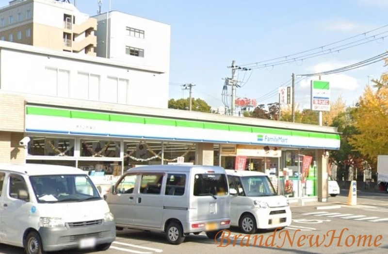 コンビニ　ファミリーマート堺市之町東店（コンビニ）まで212m