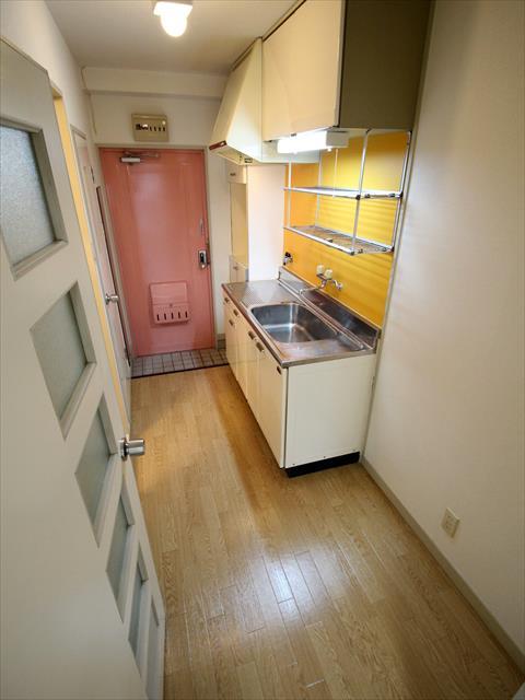 キッチン　松山市平和通　平和コーポ　キッチン