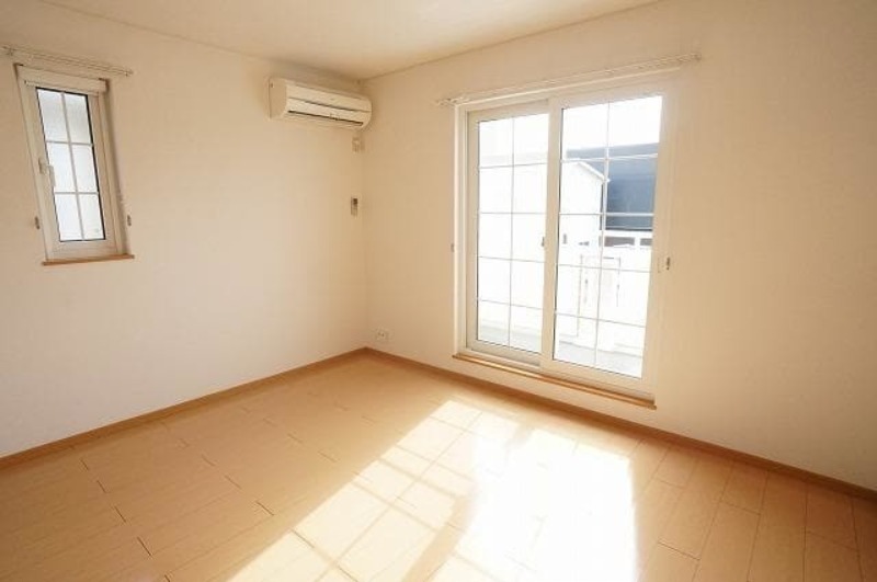 居室・リビング　図面と現状に相違がある場合には現状を優先