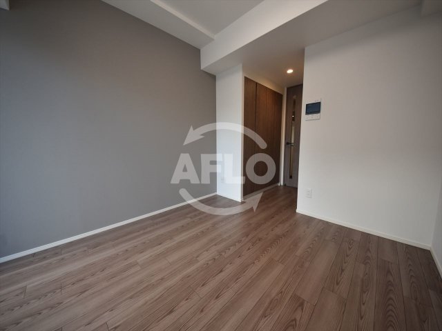 居室・リビング　ルネフラッツ谷町四丁目　リビング