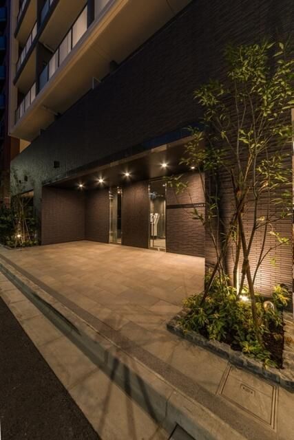 エントランス　建物の内部です