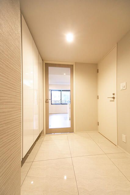 玄関　別部屋参考写真