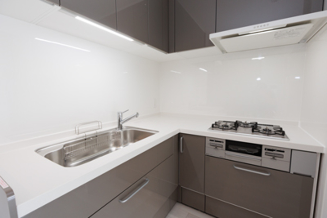 キッチン　※写真は同タイプ住戸です。