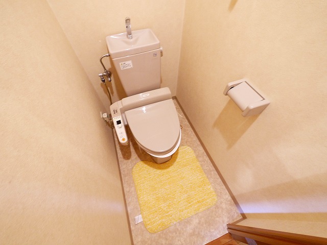 トイレ　トイレもきれいです