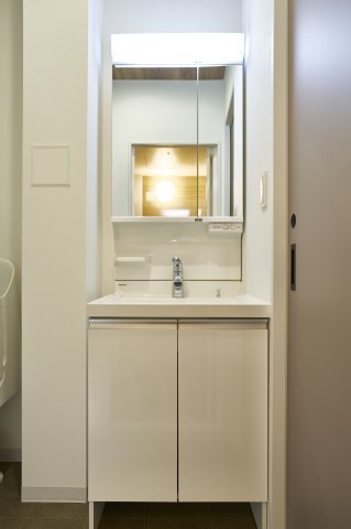 洗面設備　忙しい朝には欠かせない洗面所です