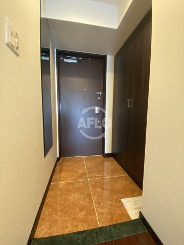 玄関　プレジオ本町　玄関