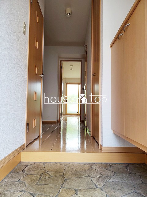 玄関　シューズボックス完備