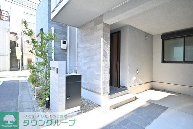 エントランス　エントランス