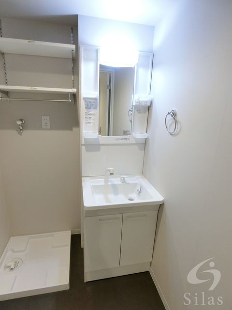 洗面設備　同仕様