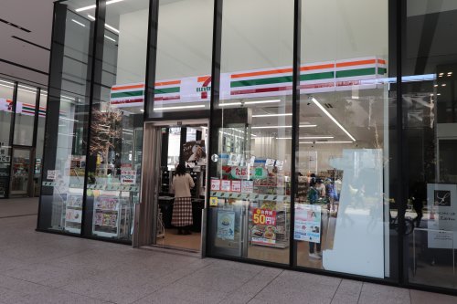 コンビニ　セブンイレブン 上野イーストタワー店（コンビニ）まで291m