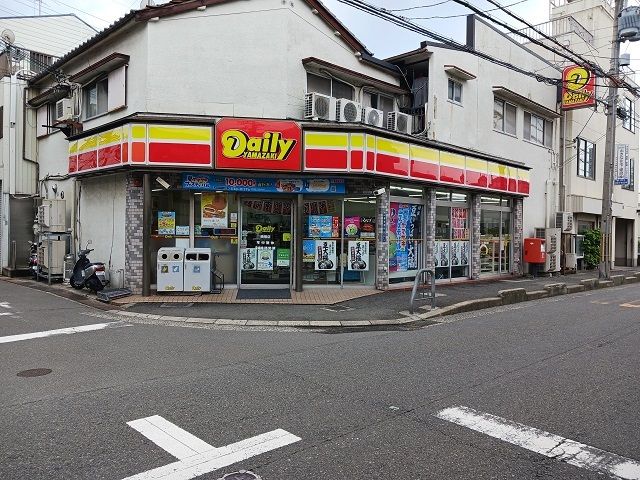 コンビニ　デイリーヤマザキ楠根店様（コンビニ）まで800m