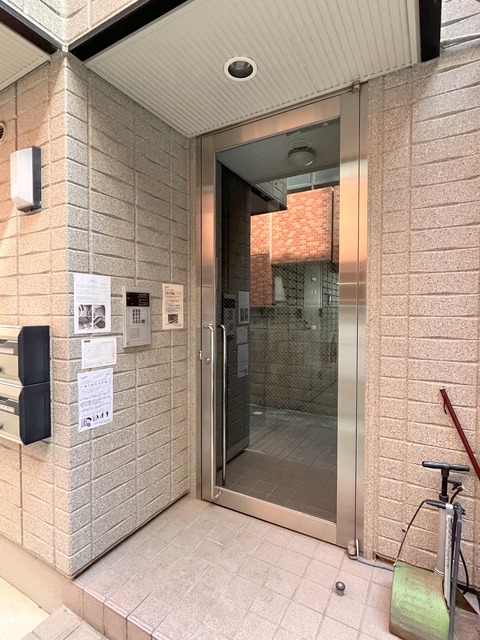 エントランス　★オートロック完備★