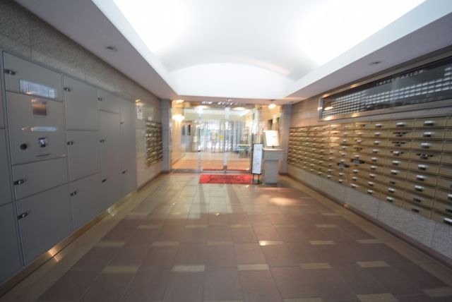 エントランス　★エントランス内★