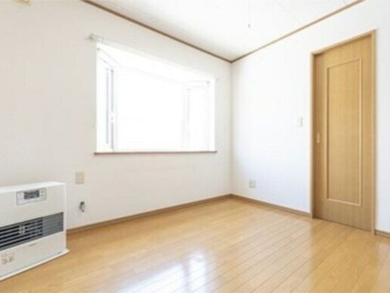 居室・リビング　反転タイプの画像です。