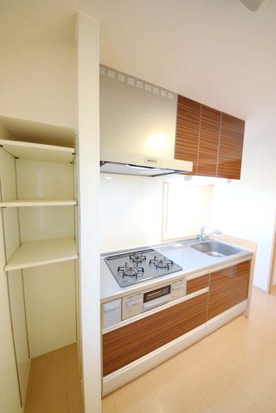 キッチン　★３口ガスグリル付きで楽しくお料理★