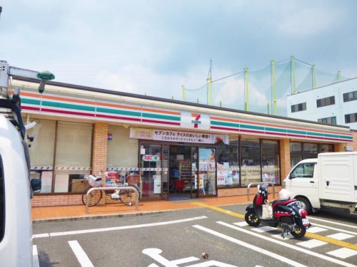 コンビニ　セブン－イレブン 柏原上市４丁目店（コンビニ）まで1223m