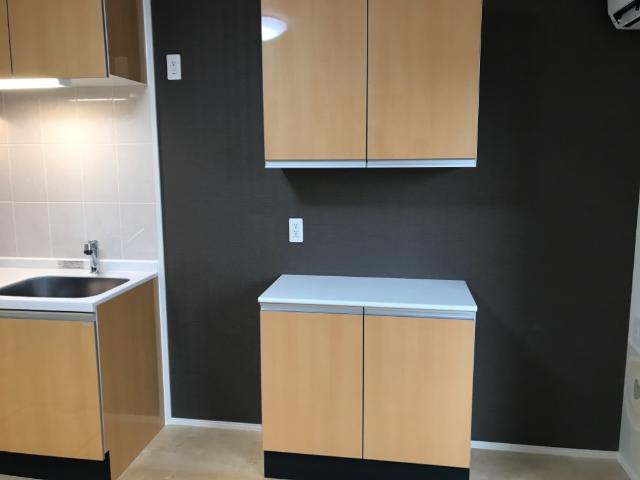 その他　食器棚