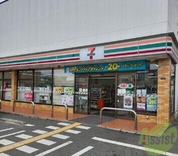 コンビニ　セブンイレブン尼崎杭瀬本町東店（コンビニ）まで630m