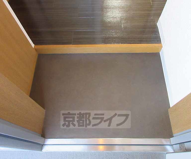 玄関　充分な広さの玄関です