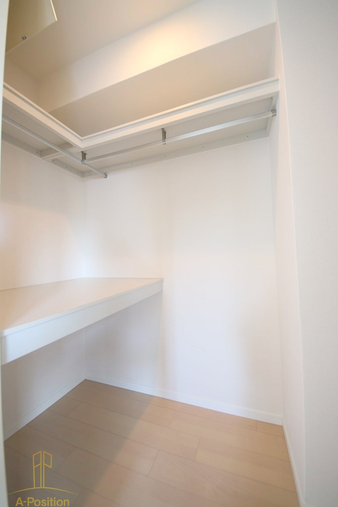 収納　グランルージュ谷町六丁目