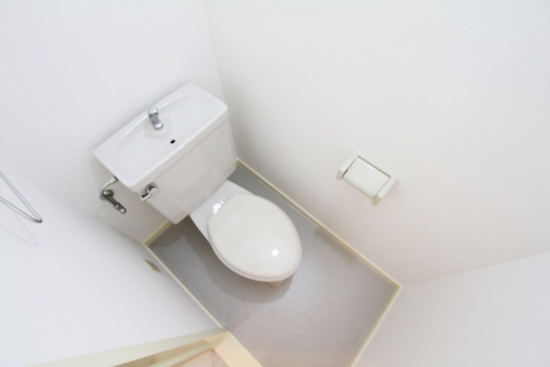 トイレ　退去予定の為、過去の参考写真になります