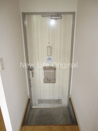 玄関　お好みのシューズボックスをお持ち込みいただけます☆