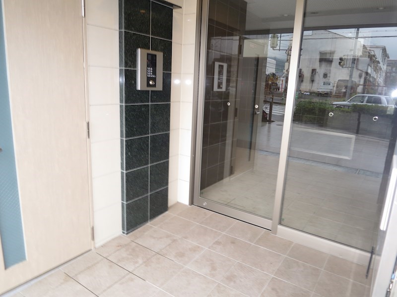 エントランス　オートロック