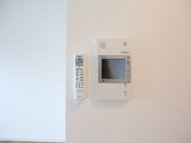 セキュリティ　ＴＶモニター付インターホン　同仕様写真