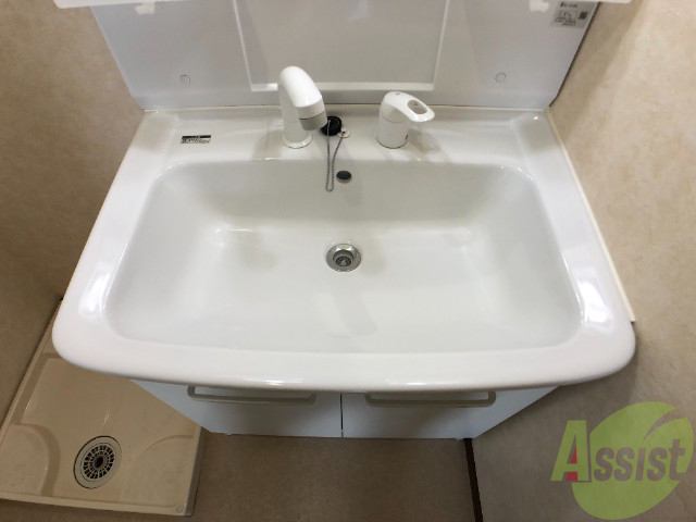 洗面設備　洗面はコチラでお願いします。独立していて便利です。