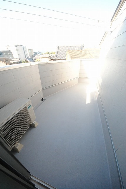 バルコニー　写真はＮ２号室
