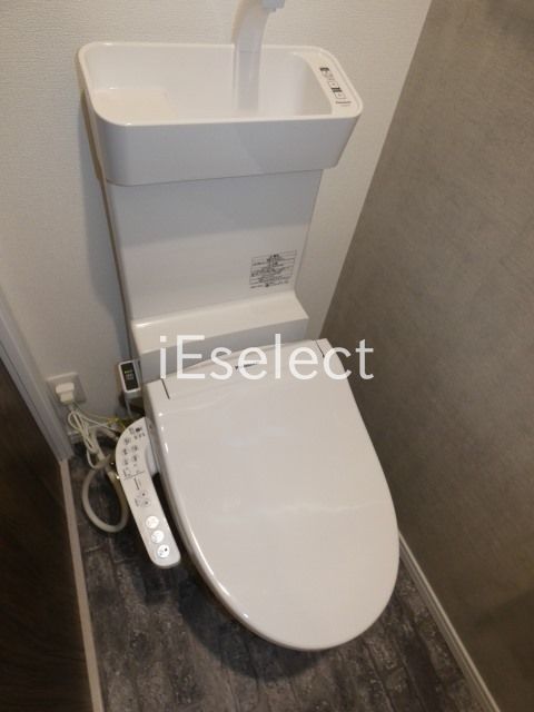 トイレ　ウォシュレット付きで快適ですね