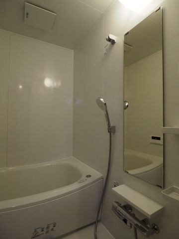 バス・シャワールーム　☆ゆったりくつろげるお風呂☆