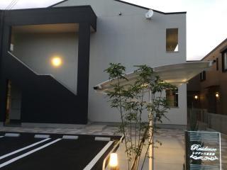 建物外観　外観写真（夜）