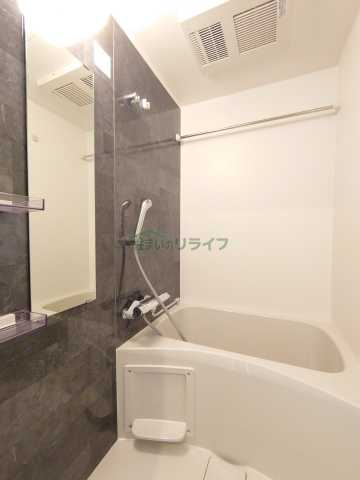 バス・シャワールーム　別部屋の参考写真で御座います。