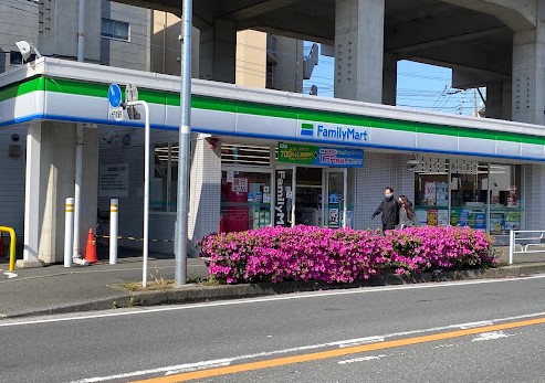 コンビニ　ファミリーマート 武蔵中原店（コンビニ）まで1597m