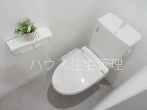 トイレ　シャワー付トイレ