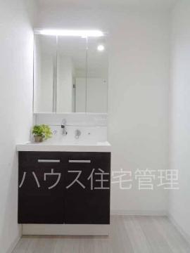 洗面設備　洗髪洗面化粧台