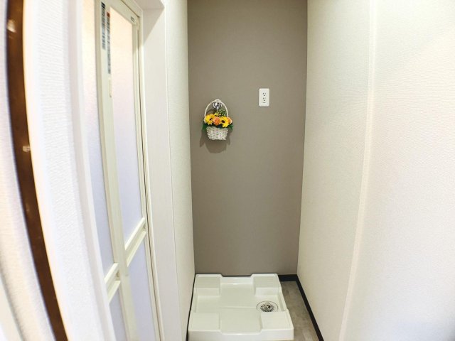 その他設備　キッチン・バスルームに近くて使いやすい室内洗濯機置き場