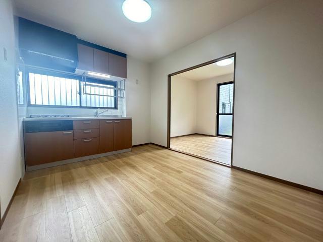 居室・リビング　他号室の写真になります。