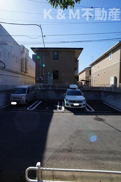 エントランス　清潔なエントランスです