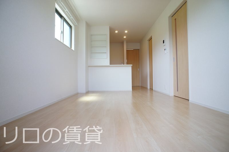 居室・リビング　別号室イメージ