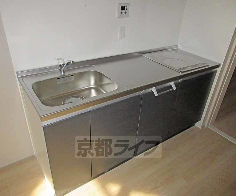 キッチン　広々使いやすいキッチンです