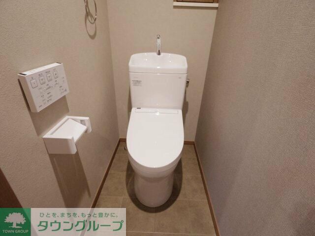 トイレ　※同タイプ部屋写真