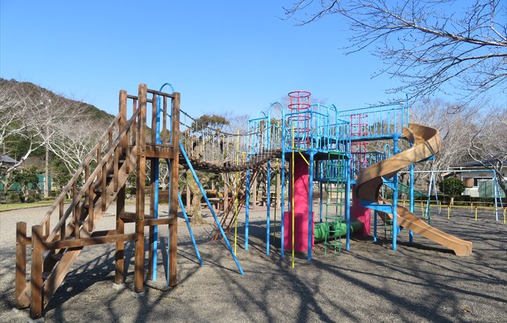 公園　赤羽公園（公園）まで763m