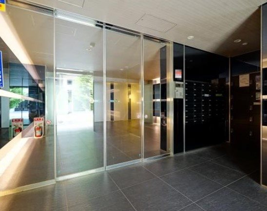 エントランス　エントランス