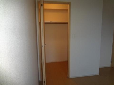 収納　Ｗ－ＣＬ