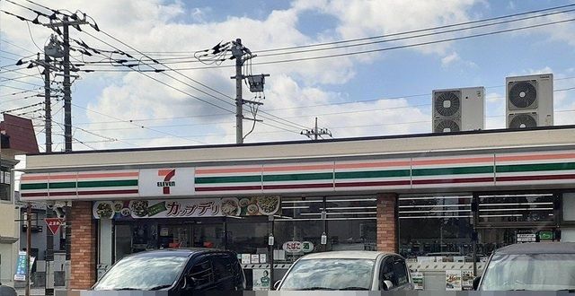 コンビニ　セブンイレブン久喜青葉４丁目（コンビニ）まで500m