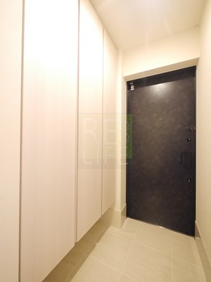 玄関　THE 千代田麹町 TOWER