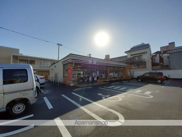 コンビニ　セブン－イレブン　高知菜園場町（コンビニ）まで500m