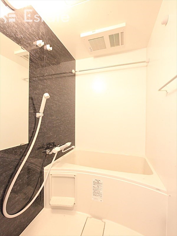 バス・シャワールーム　バスルーム